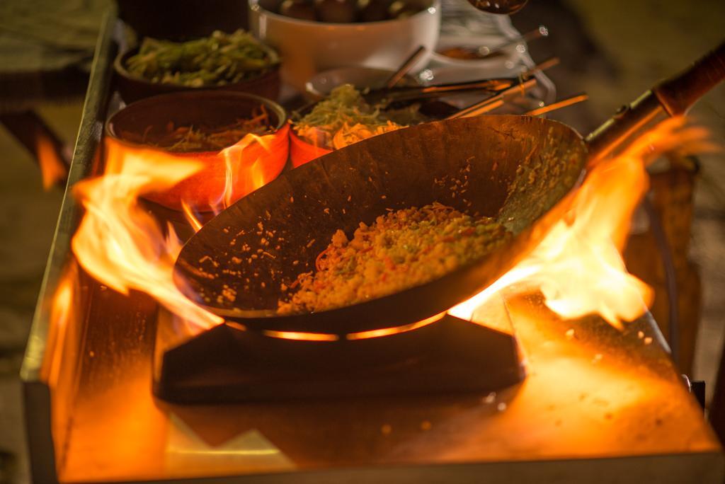 Bar Reef Resort Etalai 외부 사진