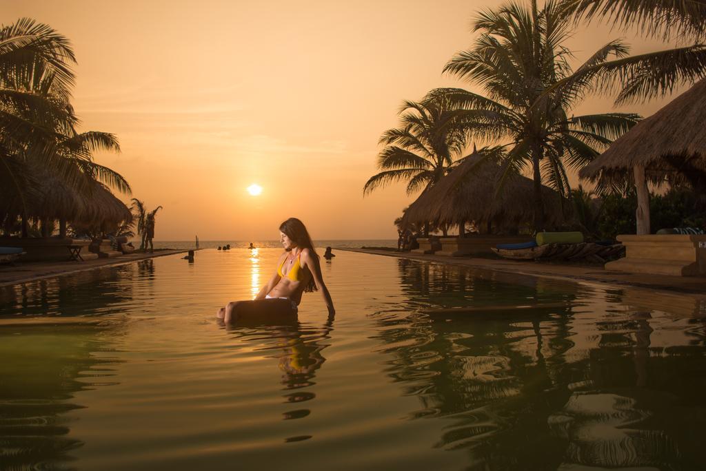 Bar Reef Resort Etalai 외부 사진